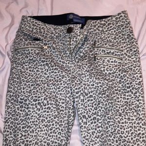 Leopard skinny jeans